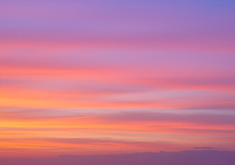 Fototapeta premium Pastel Sunset or Sunrise with Horizontal Sky Streaks