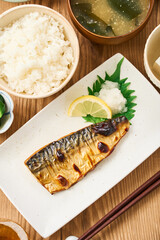 鯖の塩焼き定食