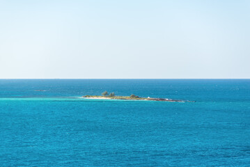 Beautiful seascape featuring small islands and shoals near the Caribbean island of Aruba