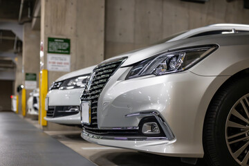 駐車場　車　立体駐車場