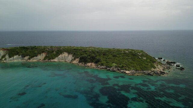 Gerakas Beach - Zakynthos - Grecja - piękna plaża nagrana dronem