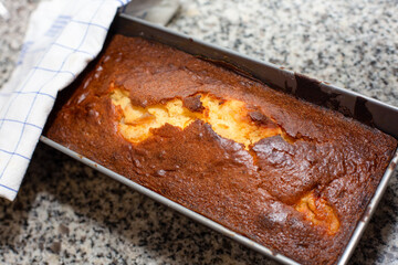 Plum cake receta paso a paso. Horneado