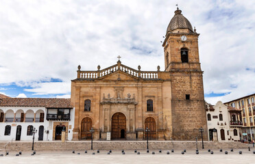 Obraz premium Tunja, Boyaca - Colombia. May 8, 2025. Metropolitan Basilica of Santiago Apostle, Catholic Cathedral