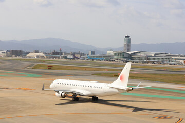 機体が降りる街、福岡