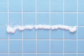 お風呂場の青いタイル掃除