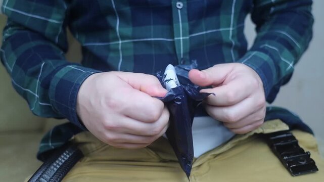 Incontinence pads for men. Urinary incontinence. Sanitary pads for men with problems of the genitourinary system. Urine leakage due to prostatitis or stress. Help with small volumes of leaking liquid