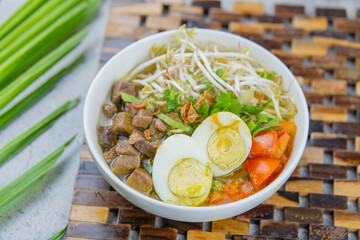 Soto Kudus – Traditional Indonesian Chicken Soup from Central Java, Light Broth with Rich Spices and Herbs