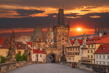 Prague, Czech Republic. Mala Strana, medieval downtown of Praga, Charles Bridge.