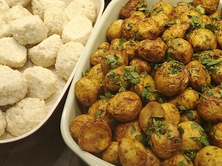 baked potatoes with mushrooms