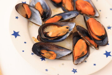 mussels on a plate