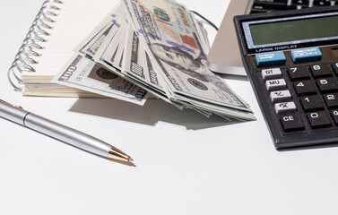 Cash Flow and Financial Calculation – Dollar Money Spread with Calculator