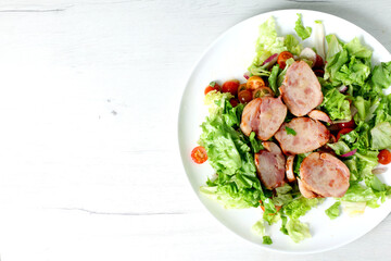 Mixed salad with grilled chicken cold cuts