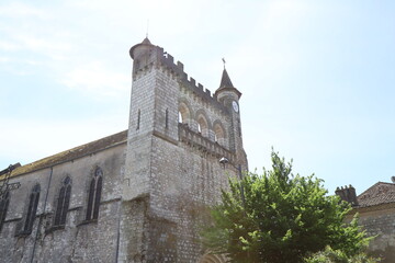 Eglise Saint-André, église de style gothique, village de Monflanquin, département du Lot et...