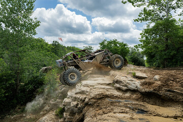 jeep offroad rock climbing 4x4 © Parker