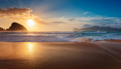 Obraz premium ocean beach at sunrise