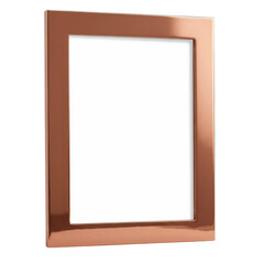 Obraz premium Shining copper picture frame with a bright white center against a dark background