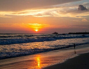 Fototapeta premium Serene Sunset Over Ocean Waves with Reflective Shoreline Beauty