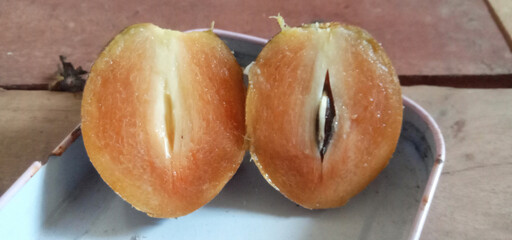 Sawo (fruit)