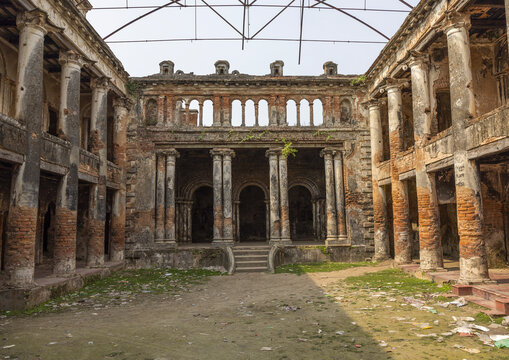 Teota Zamindar Bari courtyard, Dhaka Division, Shivalaya, Bangladesh