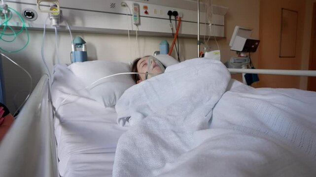 Appendicitis surgery procedure, oxygen supply, child hospital room