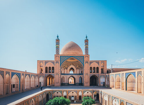 Agha Bozorg Mosque in Kashan, Iran - Yard view