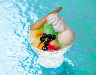 冷たい夏のカキ氷スイーツ(フルーツアイス)