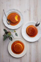 creme caramel
