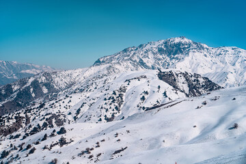 Amirsoy, Amirsay snowy rocks, mountains in Uzbekistan
