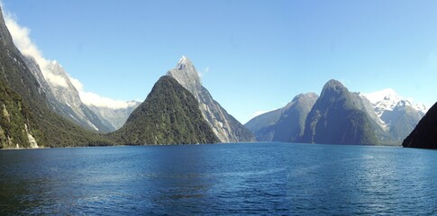 Milford Sound, Fiordland National Park, South Island, New Zealand