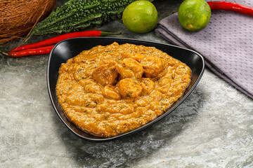 Indian prawn masala with spices