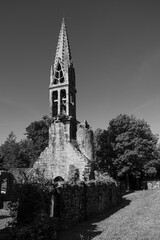Ruine de l'église de Qimerc'h dans le Finistère France
