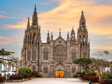 Arucas, Gran Canaria, Kirche/Dom San Juan Bautista