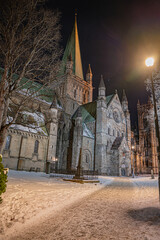 Cath&eacute;drale Trondheim - Norv&egrave;ge - La nuit