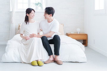 妊婦の妻と夫