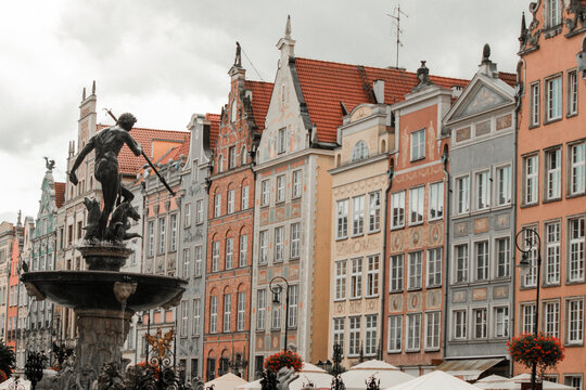 Neptune's Fountain and Colorful Facades on Dlugi Targ, Gdansk Old Town