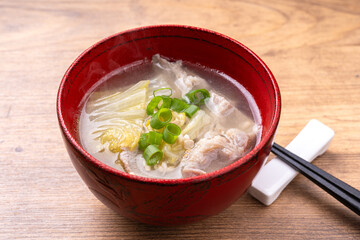 豚肉と白菜のスープ
