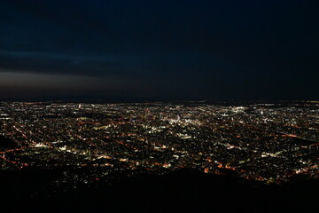 藻岩山の展望台から望む札幌の夜景
