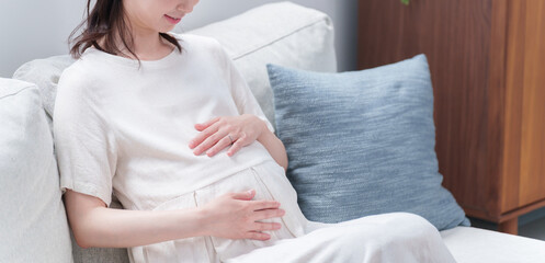 若い妊婦