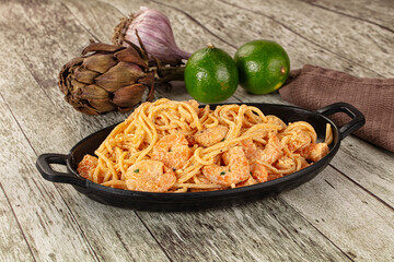 Pasta with prawn and cream