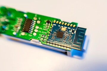 Bluetooth circuit module on green PCB board
