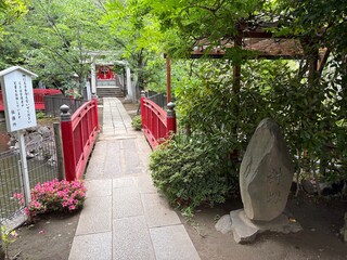 七渡神社の境内