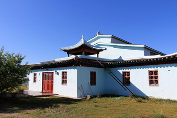 The Orhun Inscriptions Museum was built in 2008. The Bilge Kagan Monument, the Kul Tigin Monument and artifacts unearthed in archaeological excavations are exhibited in the museum.