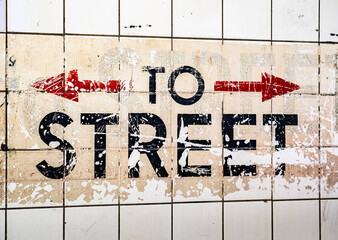 USA, New York: to street