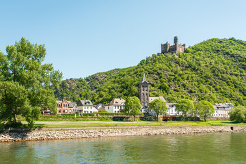 Die Burg Maus in Wellmich am Rhein bei St. Goarshausen
