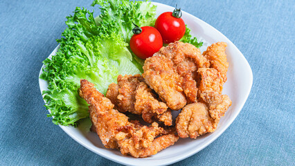 鶏の唐揚げ