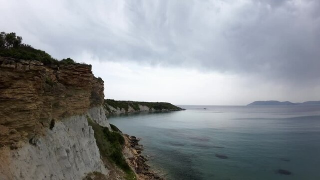 Gerakas Beach - Zakynthos - Grecja - piękna plaża nagrana dronem fpv