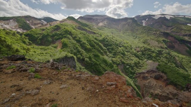 蔵王連峰 駒草平 Zao mountain range Komakusa-daira