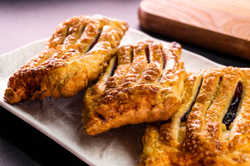 Puff pastry with raspberry jam and cream cheese