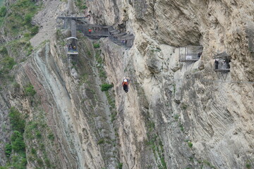 Nohyo cave complex. Sulak Canyon.