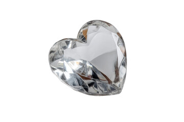 PNG Shiny crystal heart gem with faceted design on black background